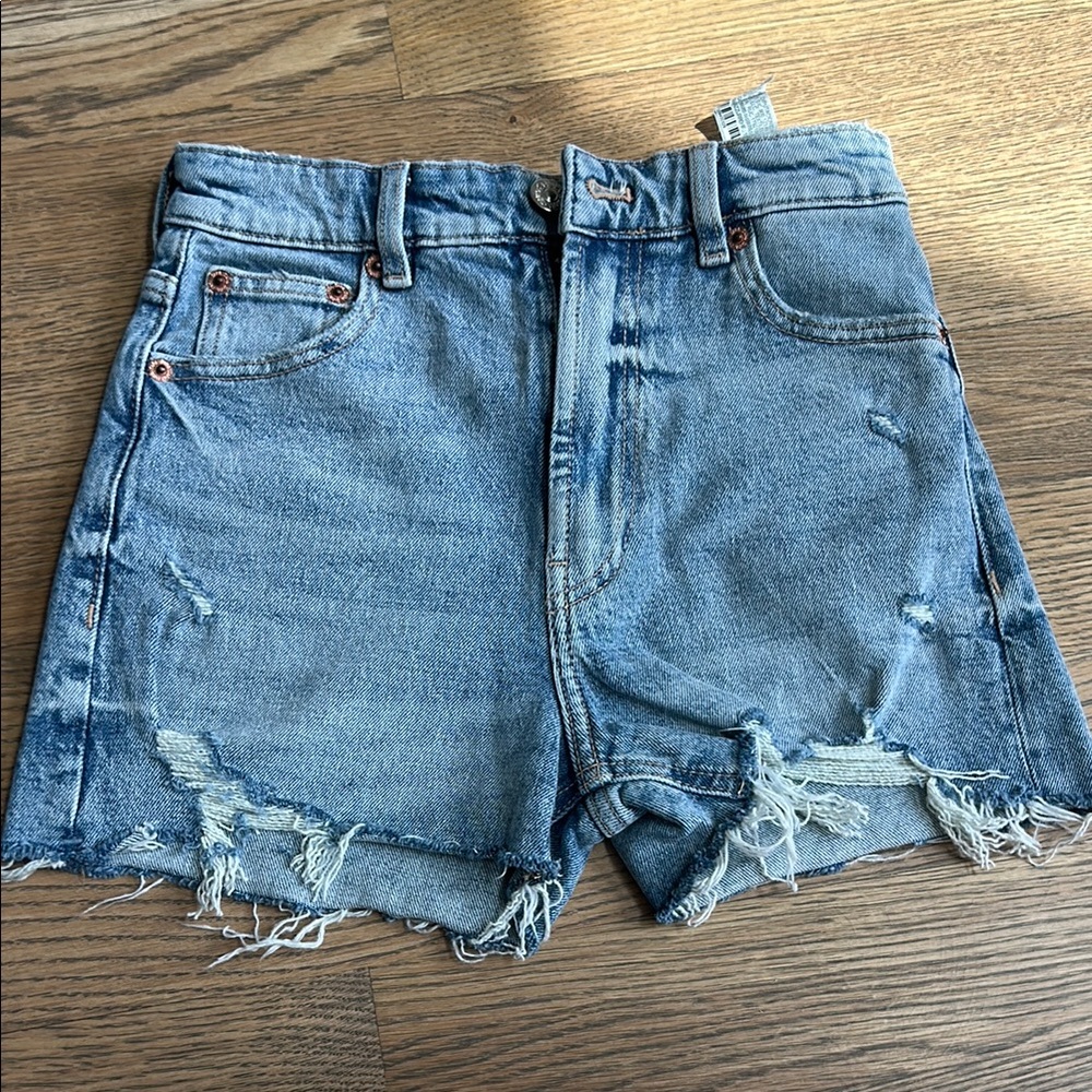 Zara size 0Distressed Denim Women’s Shorts - Light Blue